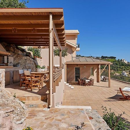 Villa Omikron Rodhiá Exterior foto