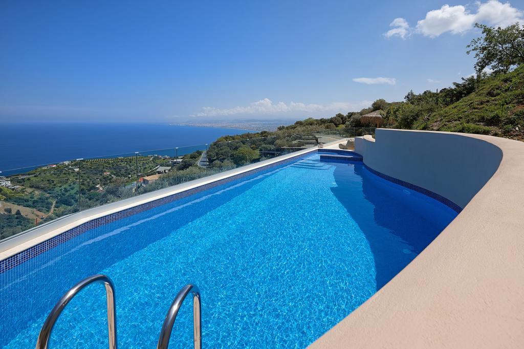 Villa Omikron Rodhiá Exterior foto